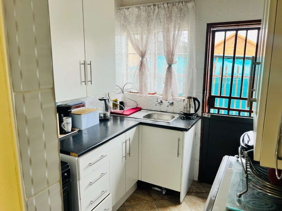 To Let 3 Bedroom Property for Rent in Mmabatho North West